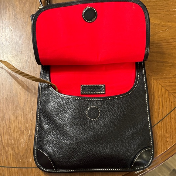 Dooney & Bourke black on black stitched pebble & full grain leather flap bag - Picture 6 of 12